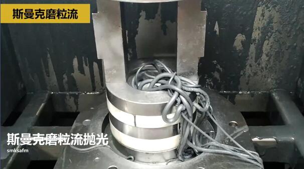 磨粒流對航空3D打印件拋光，切開看效果！
